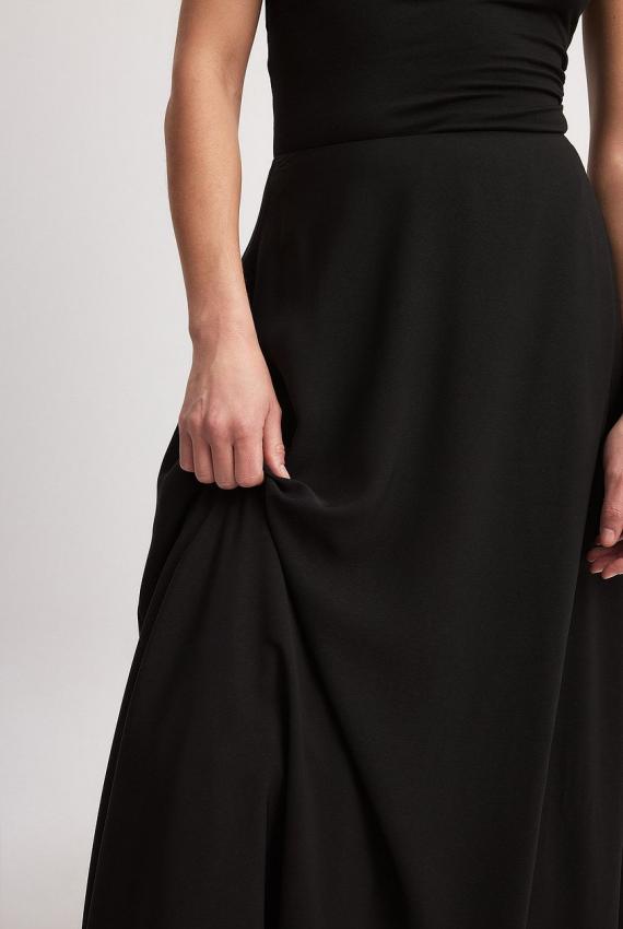 Balloon Fit Midi Skirt