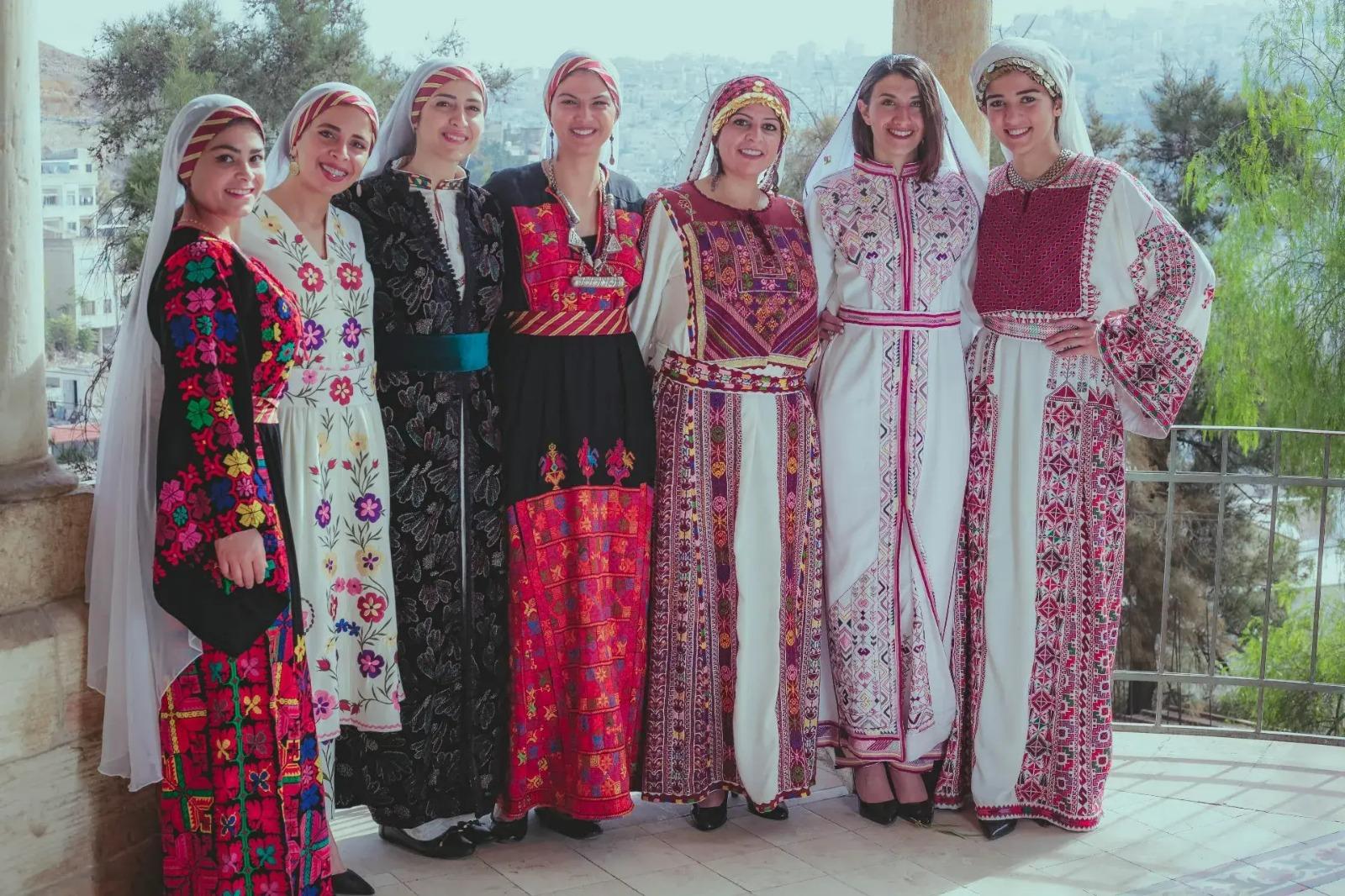 The story of the Palestinian clothing from its origins until the wars